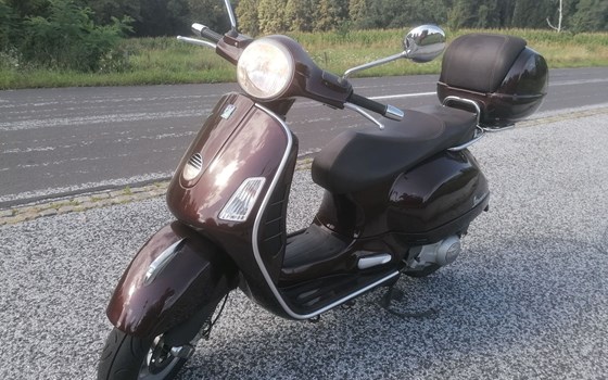 Gebrauchtmotorrad Vespa GTS 125 - Bild 1