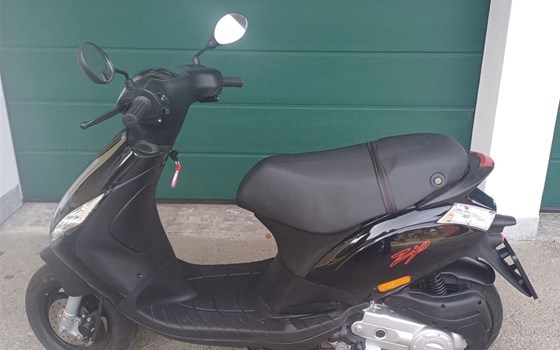 Gebrauchtmotorrad Piaggio Zip 50 4T - Bild 4