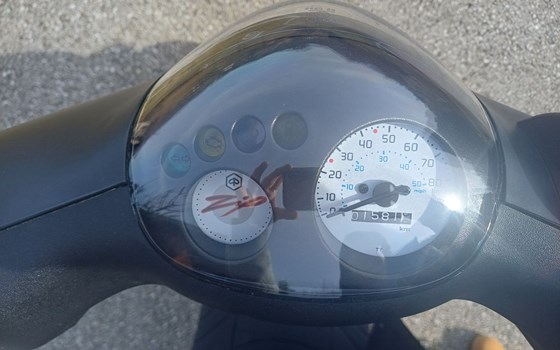 Gebrauchtmotorrad Piaggio Zip 50 4T - Bild 5