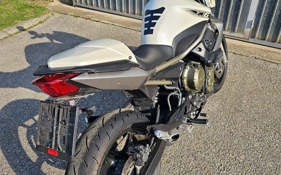 Gebrauchtmotorrad Yamaha XJ6 - Bild 13