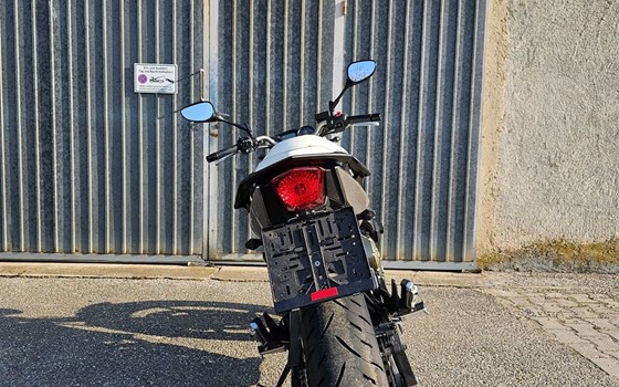 Gebrauchtmotorrad Yamaha XJ6 - Bild 4