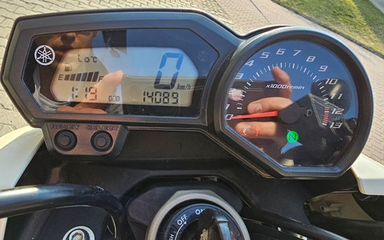 Gebrauchtmotorrad Yamaha XJ6 - Bild 6