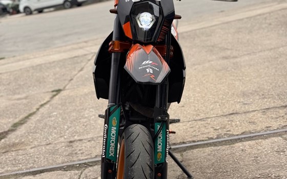 Gebrauchtmotorrad KTM 690 SMC R - Bild 1