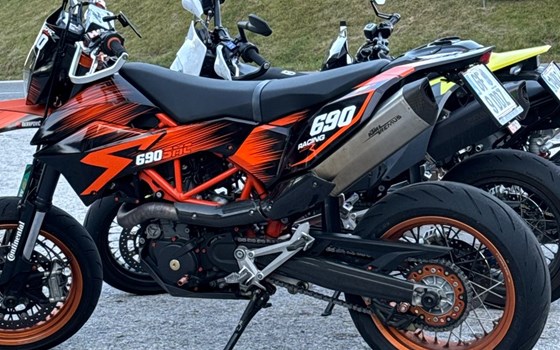 Gebrauchtmotorrad KTM 690 SMC R - Bild 4