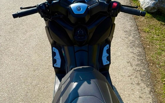 Gebrauchtmotorrad Yamaha XMAX 400 Tech MAX - Bild 16