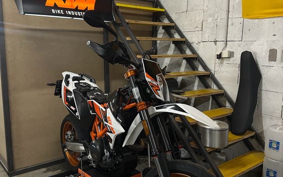 Gebrauchtmotorrad KTM 690 SMC R - Bild 2