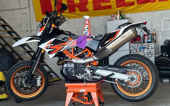Gebrauchtmotorrad KTM 690 SMC R - Bild 4