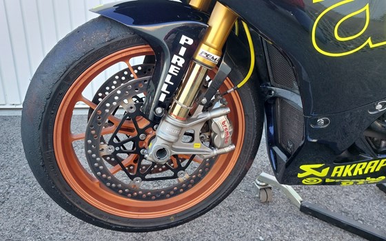 Gebrauchtmotorrad Aprilia RSV4 RF - Bild 17