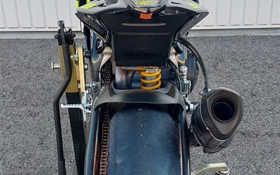 Gebrauchtmotorrad Aprilia RSV4 RF - Bild 8