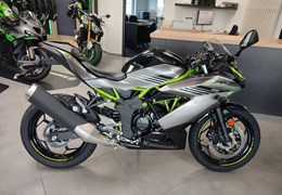 Neumotorrad Kawasaki Ninja 125