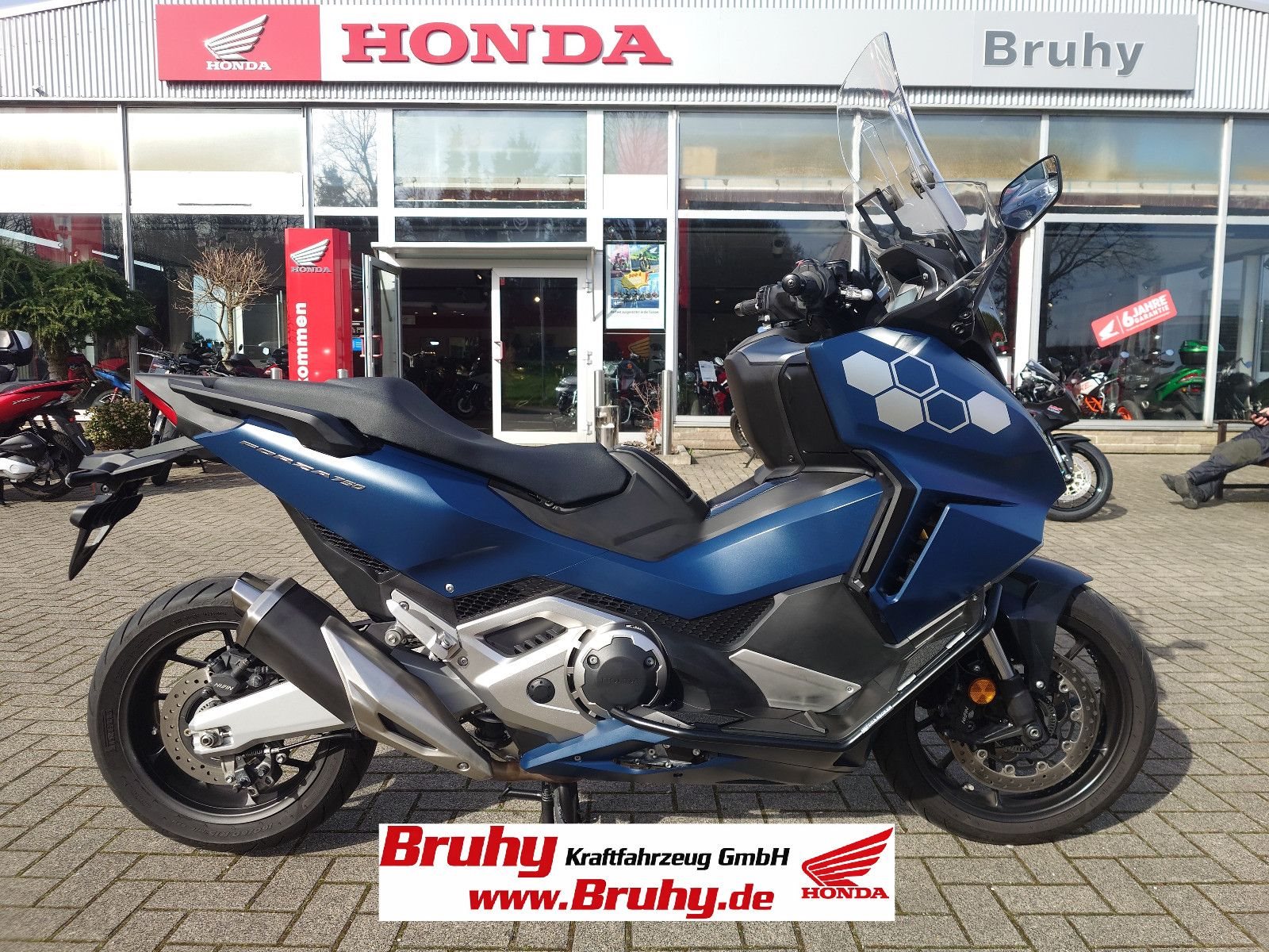 Honda Forza 750