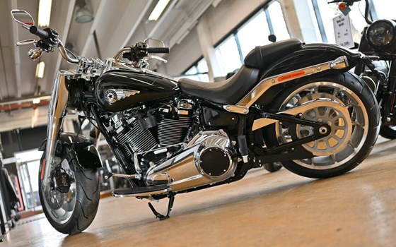 Gebrauchtmotorrad Harley-Davidson Fat Boy 117 - Bild 6