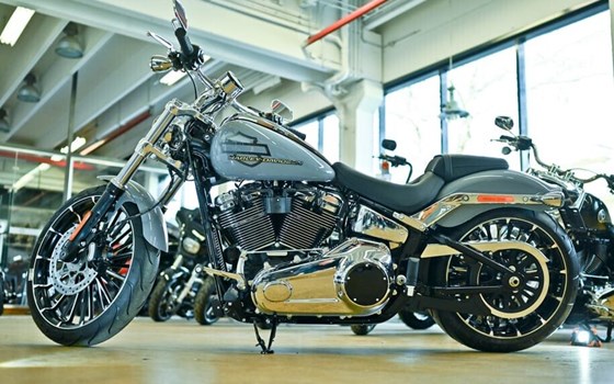 Neufahrzeug Harley-Davidson Softail Breakout 117 - Bild 3