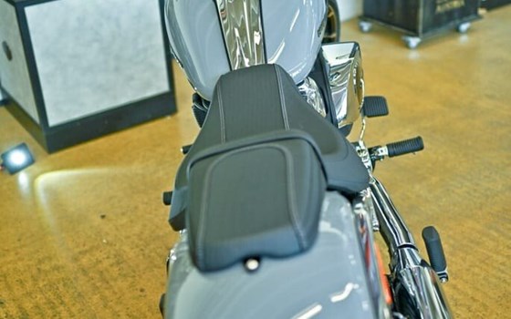 Neufahrzeug Harley-Davidson Softail Breakout 117 - Bild 5