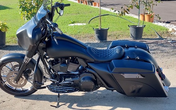 Gebrauchtmotorrad Harley-Davidson Electra Glide Classic FLHTC - Bild 11