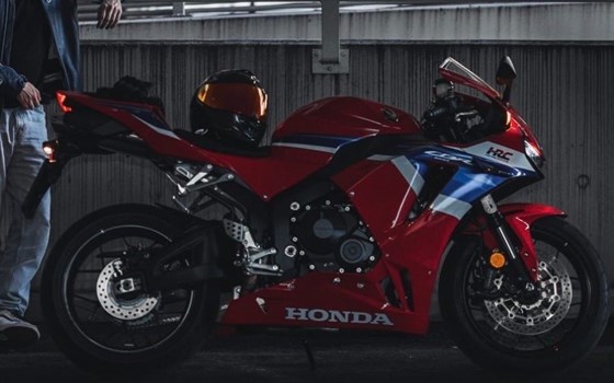 Gebrauchtmotorrad Honda CBR600RR - Bild 3