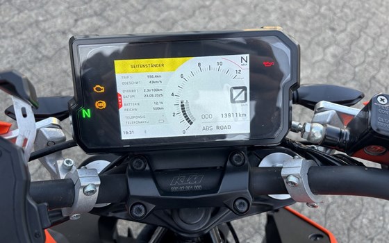 Gebrauchtmotorrad KTM 125 Duke - Bild 8