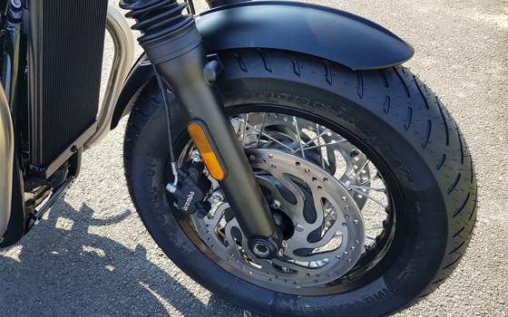 Neufahrzeug Triumph Bonneville Bobber - Bild 6
