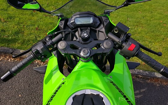 Neufahrzeug Kawasaki Ninja 125 - Bild 4