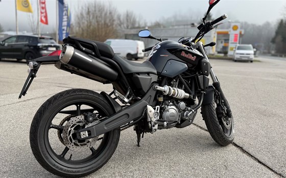 Gebrauchtmotorrad Yamaha MT-03 - Bild 3