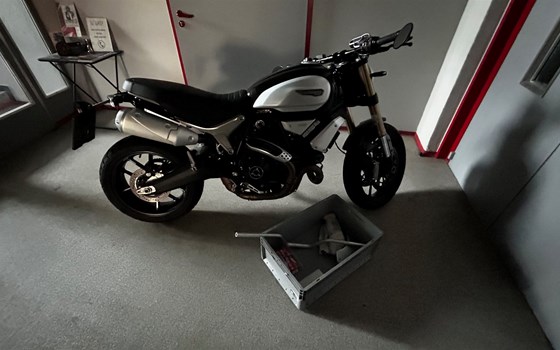Gebrauchtmotorrad Ducati Scrambler 1100 - Bild 1
