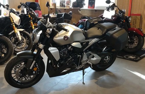 Gebrauchtmotorrad Honda CB 1000 R