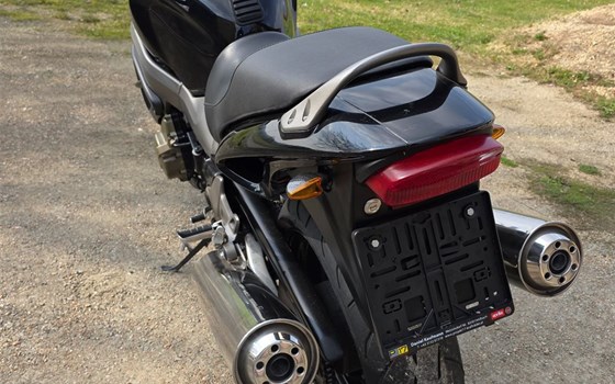 Gebrauchtmotorrad Honda X11 - Bild 3