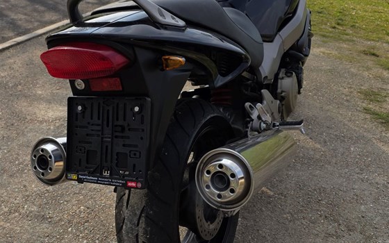 Gebrauchtmotorrad Honda X11 - Bild 4