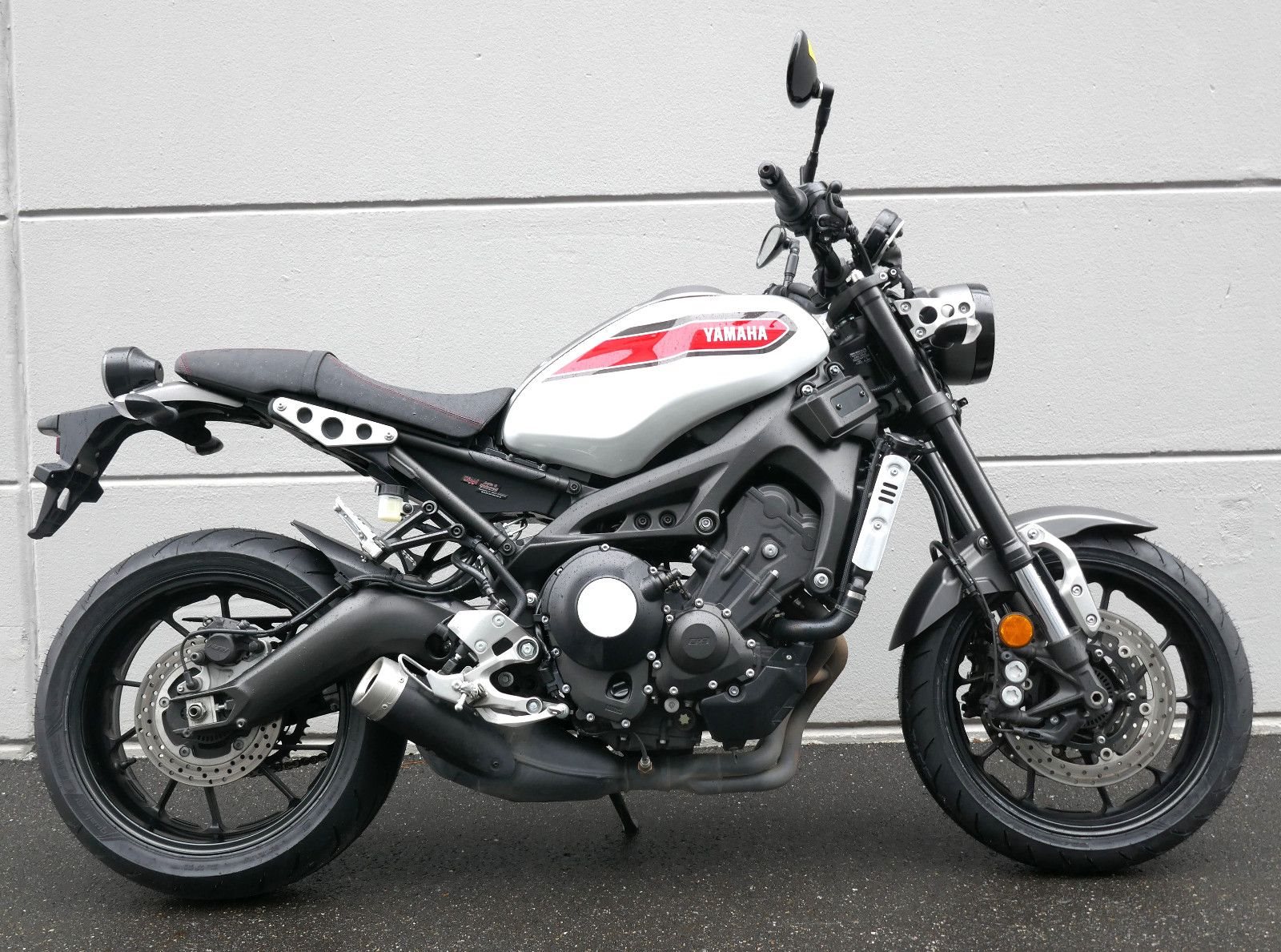 Yamaha XSR900