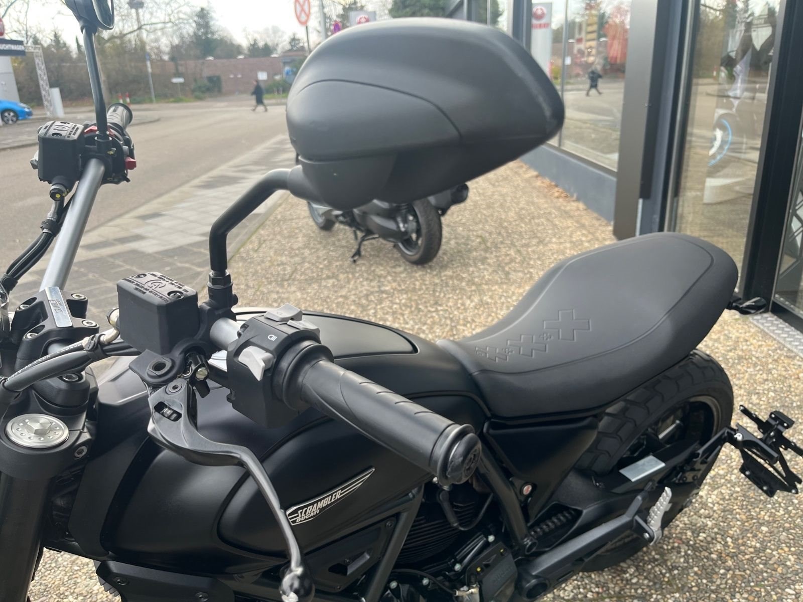 Ducati Scrambler Icon Dark