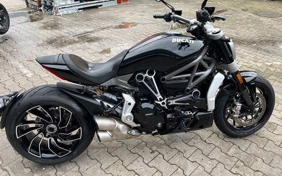 Gebrauchtmotorrad Ducati XDiavel S - Bild 1