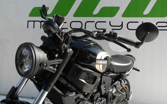 Gebrauchtmotorrad Yamaha XSR700 - Bild 9