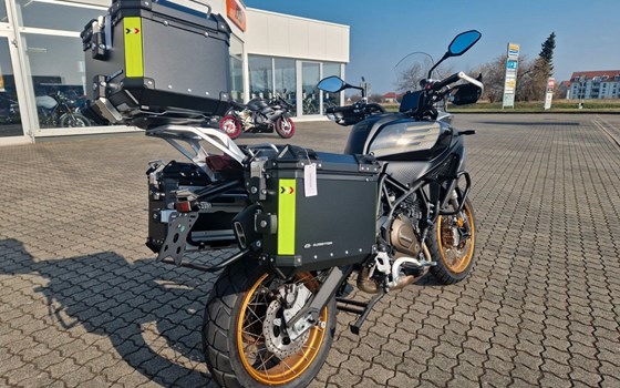 Neufahrzeug QJ Motor SRT 900 SX - Bild 3