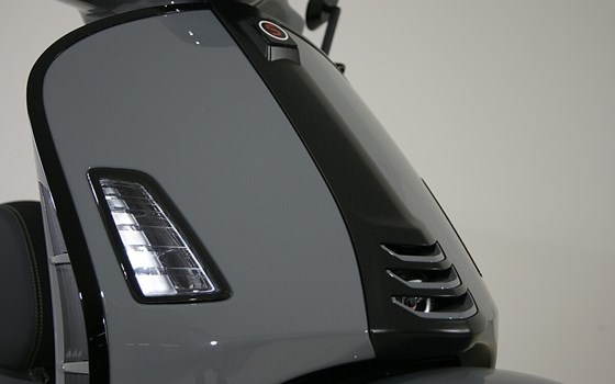 Neufahrzeug Vespa GTS 310 - Bild 3