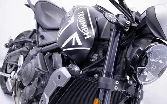 Gebrauchtmotorrad Triumph Trident 660 - Bild 10