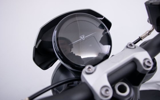 Gebrauchtmotorrad Triumph Trident 660 - Bild 13