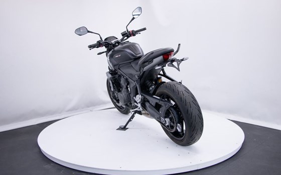 Gebrauchtmotorrad Triumph Trident 660 - Bild 5