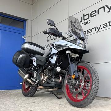 Suzuki V-Strom 1050
