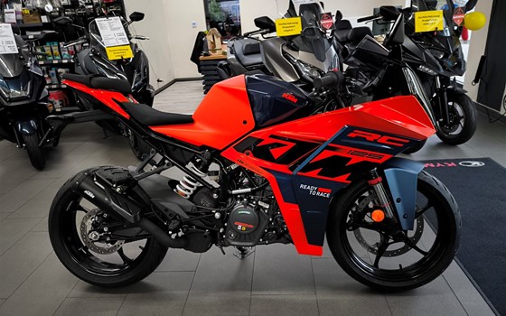 Neufahrzeug KTM RC 125 - Bild 5