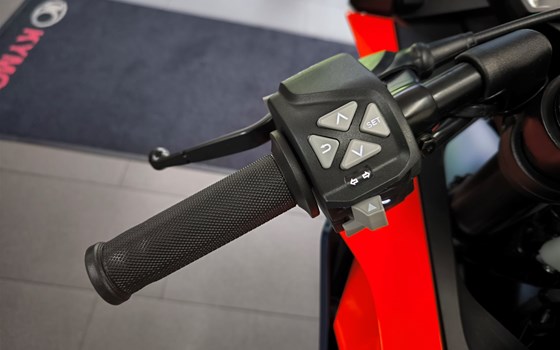 Neufahrzeug KTM RC 125 - Bild 10