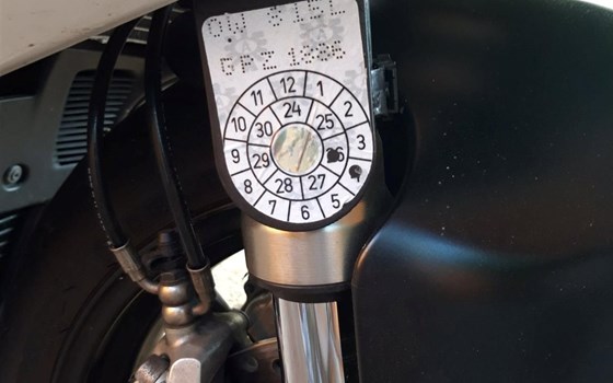 Gebrauchtmotorrad Ducati 848 - Bild 10