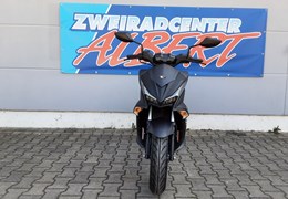 Neumotorrad Kymco Super 8 R 50i