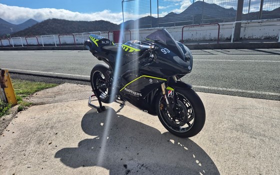 Gebrauchtmotorrad Yamaha R1 RACE - Bild 2