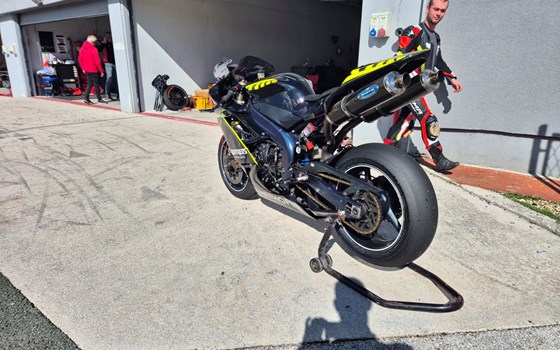 Gebrauchtmotorrad Yamaha R1 RACE - Bild 5