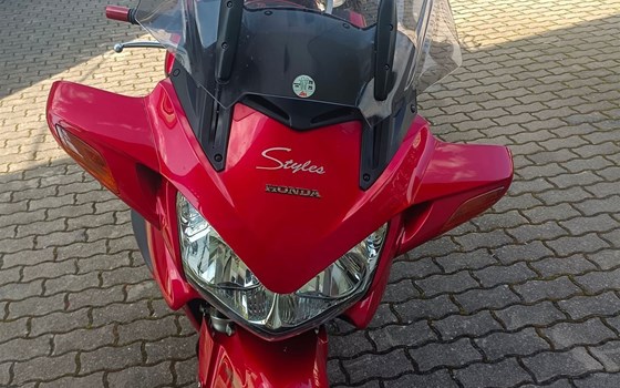 Gebrauchtmotorrad Honda ST 1300 Pan-European - Bild 4