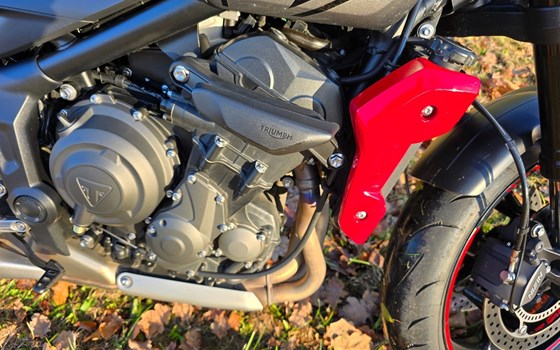 Gebrauchtmotorrad Triumph Trident 660 - Bild 4