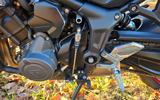 Gebrauchtmotorrad Triumph Trident 660 - Bild 8