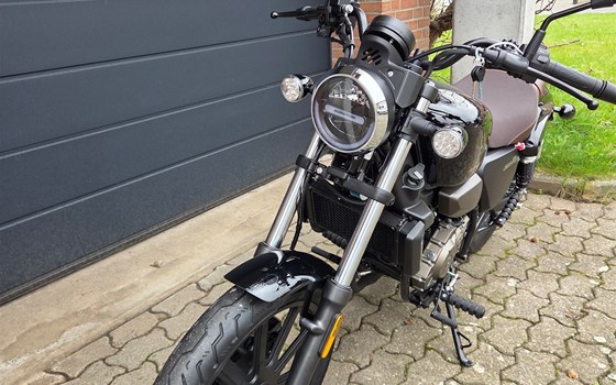 Neufahrzeug QJ Motor SRV 125 - Bild 1