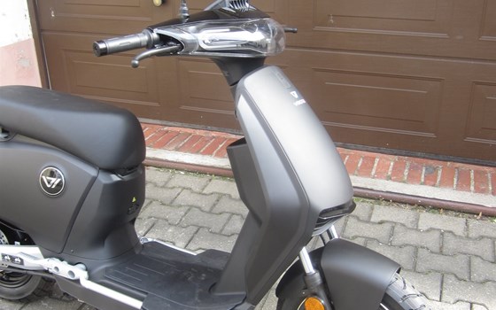 Neufahrzeug Super Soco CUX - Bild 2