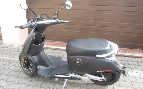 Neufahrzeug Super Soco CUX - Bild 7